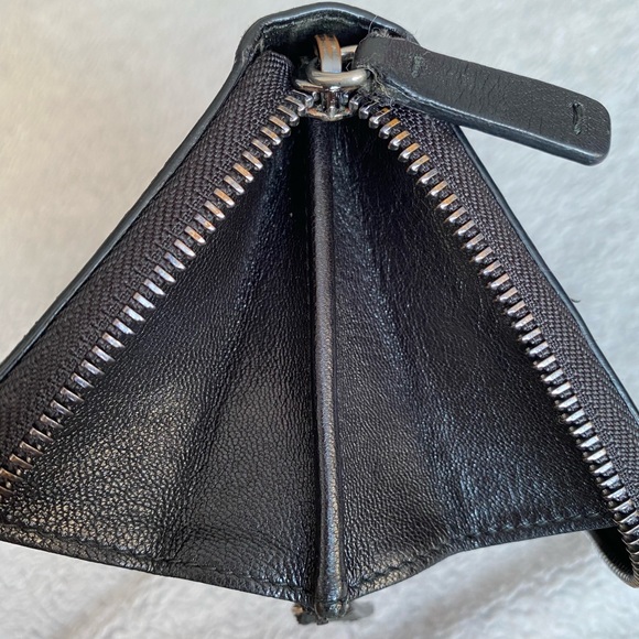 AUTHENTIC JIMMY CHOO ZIPPER LONG WALLET BLACK LEATHER - Picture 8 of 16